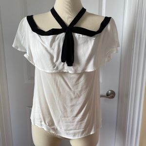 Black & White Akira Off-the-Shoulder Blouse Size M